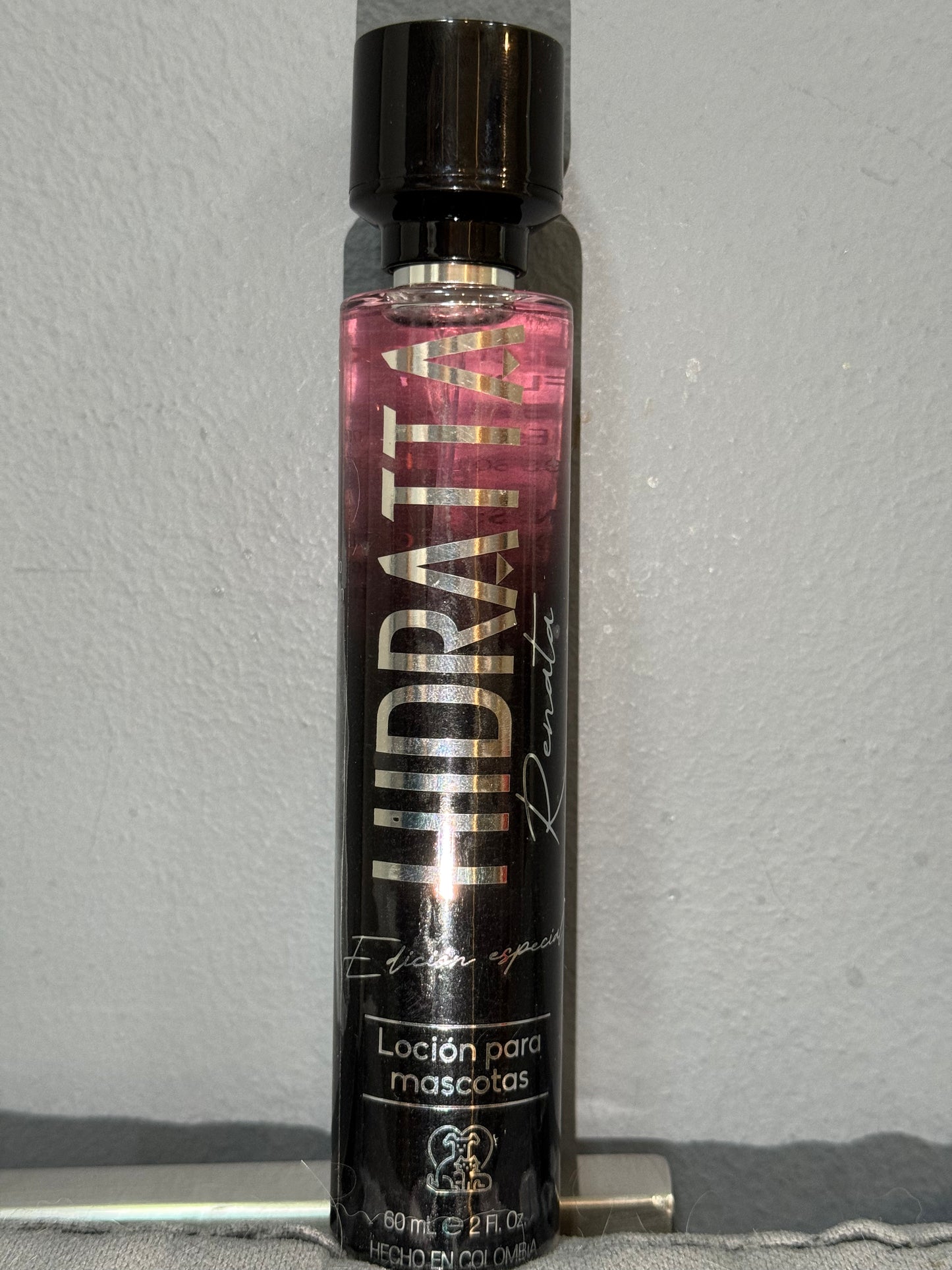Loción RENATA - Aroma premium para tu peluda. EDICIÓN LIMITADA